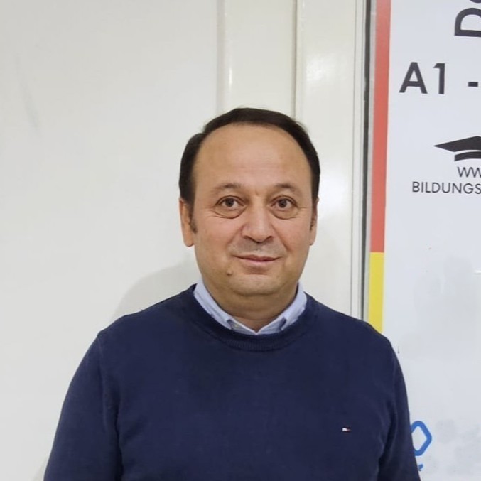 Ahmet Özbek - Gründer WWN Bildungsinstitut Wien - Almanca kursu öğretmeni